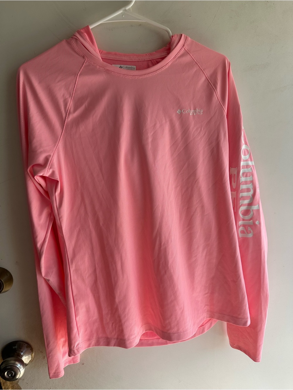 Columbia Women's Light Pink Long-Sleeve Hoodie